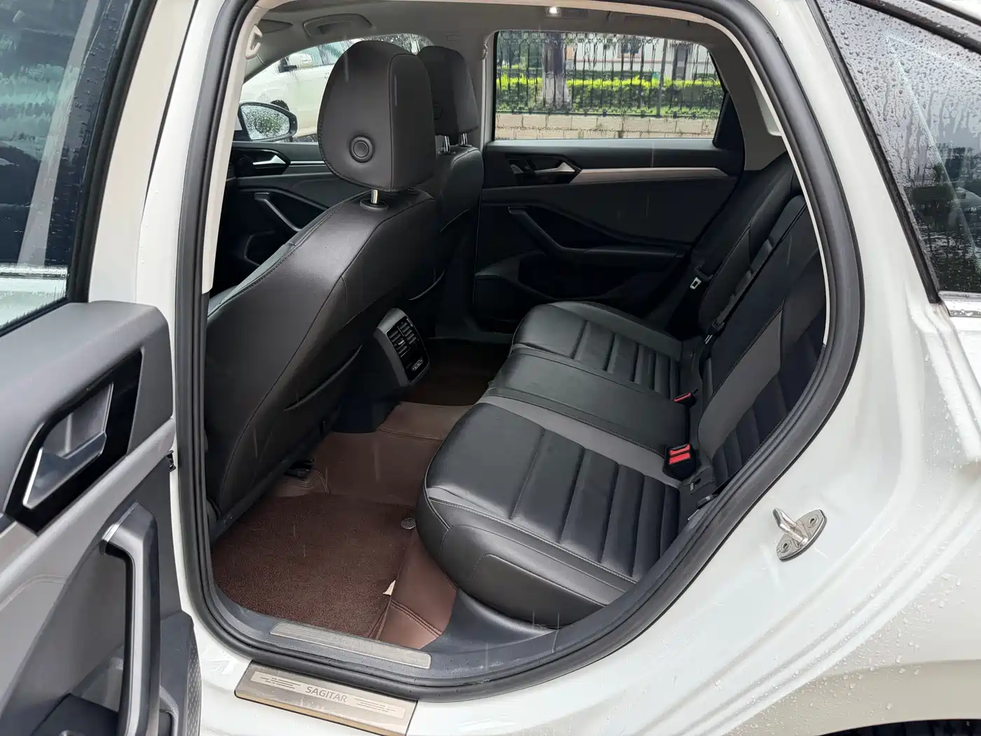 Volkswagen Sagitar 2022 280TSI DSG Surpassing Edition фото 5