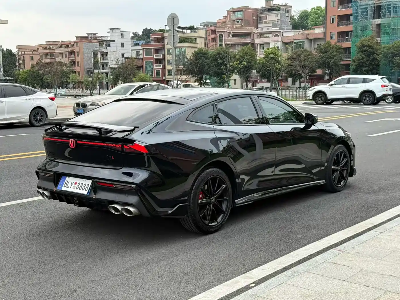CHANGAN UNI-V