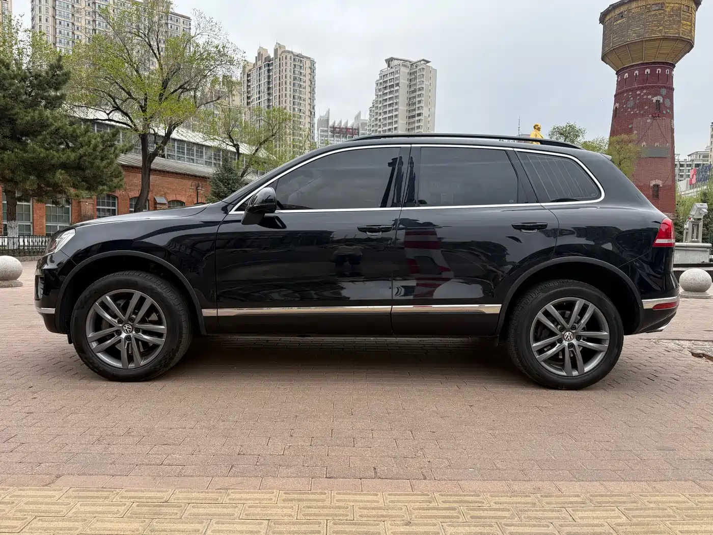 Volkswagen Touareg 2017 3.0TSI Explorer Edition фото 4
