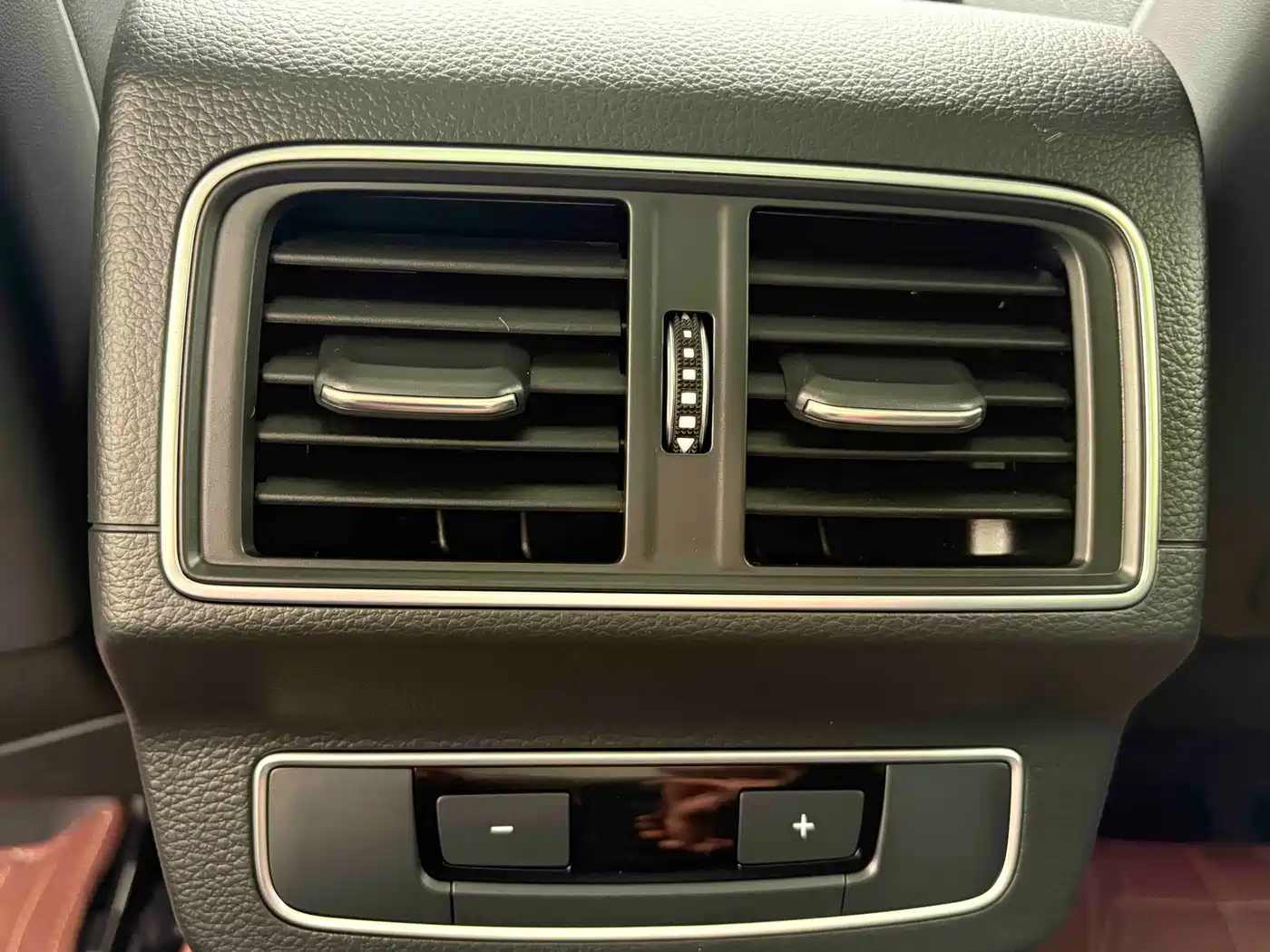 Audi Q5L 2021 45 TFSI Luxury Dynamic фото 19