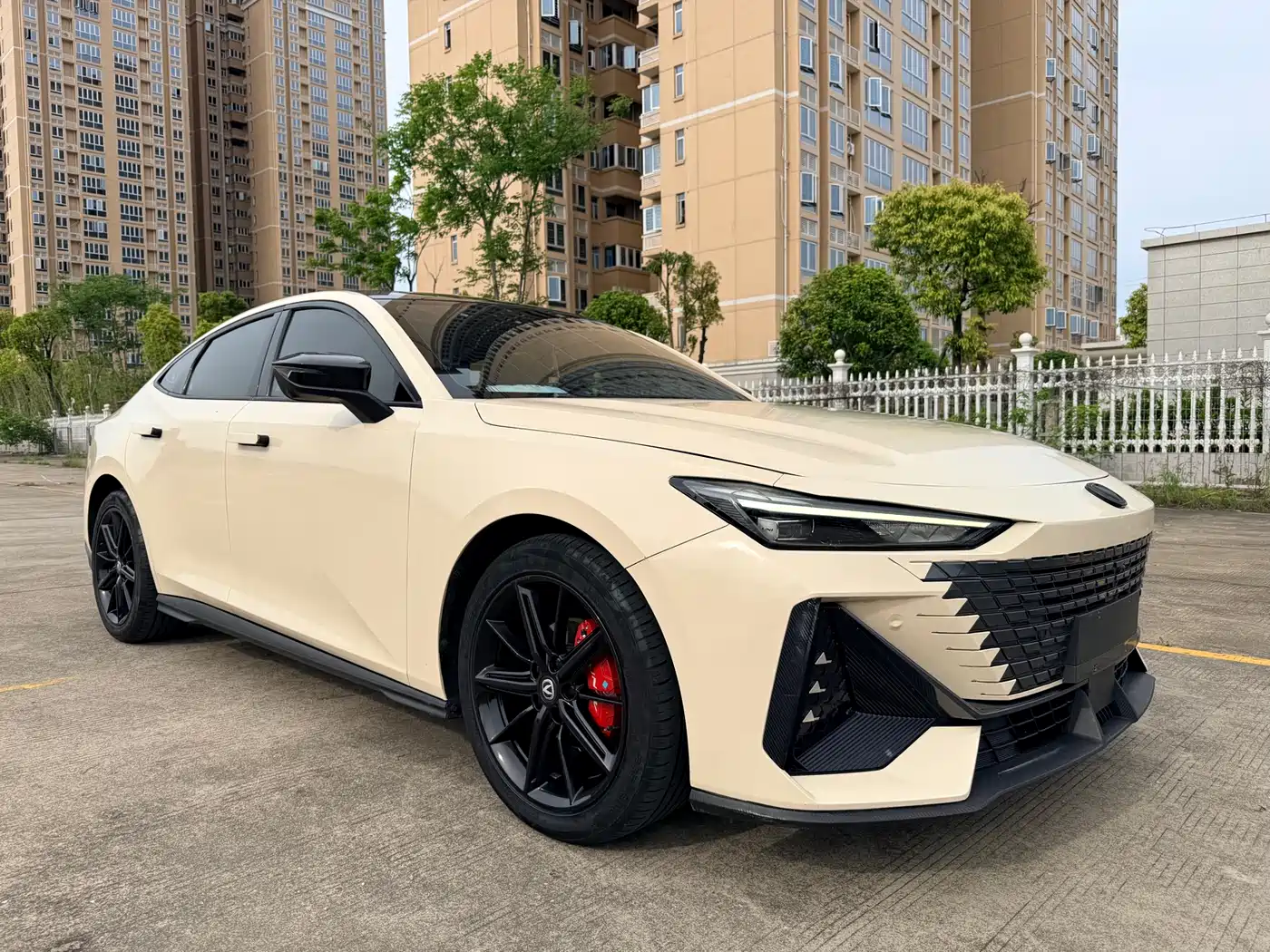 CHANGAN UNI-V