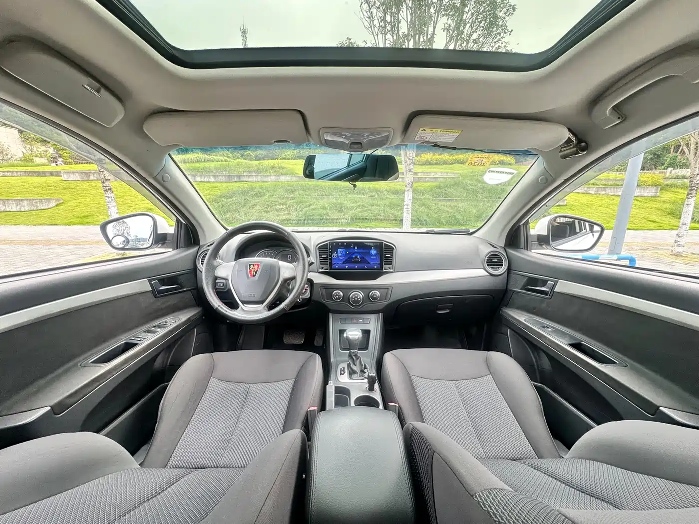 Roewe 350 2016 2015 Model 1.5L Automatic Luxury Sunroof Edition