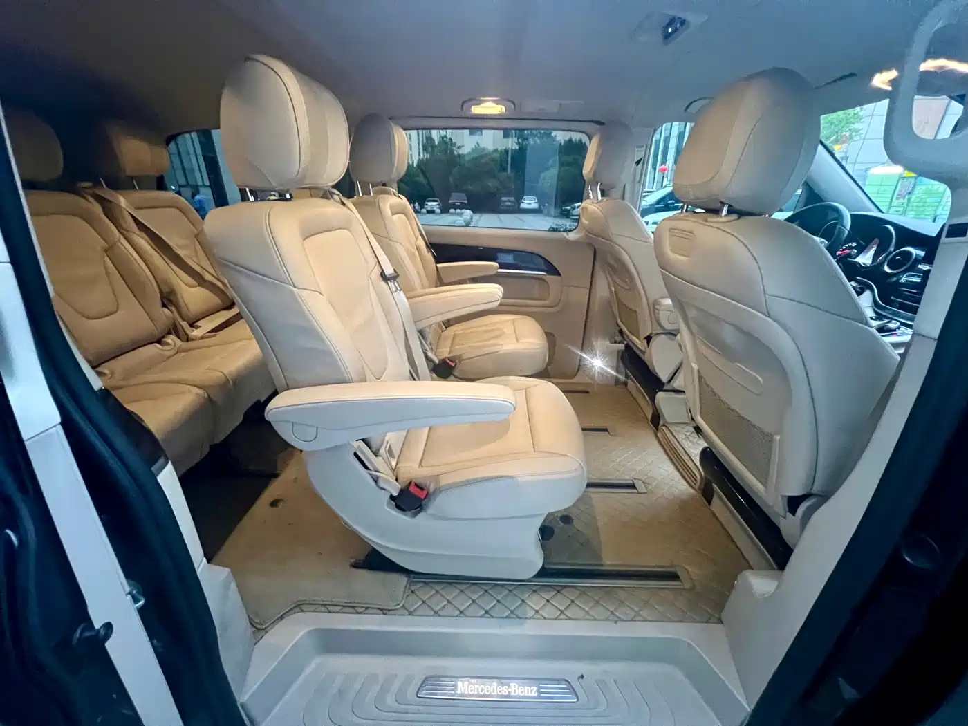 Mercedes-Benz V-Class 2017 Model V 260 Pilot Edition фото 20