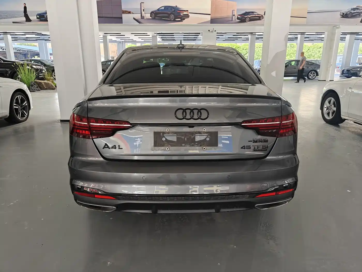 Audi A4L 2022 45 TFSI quattro Premium Dynamic фото 4