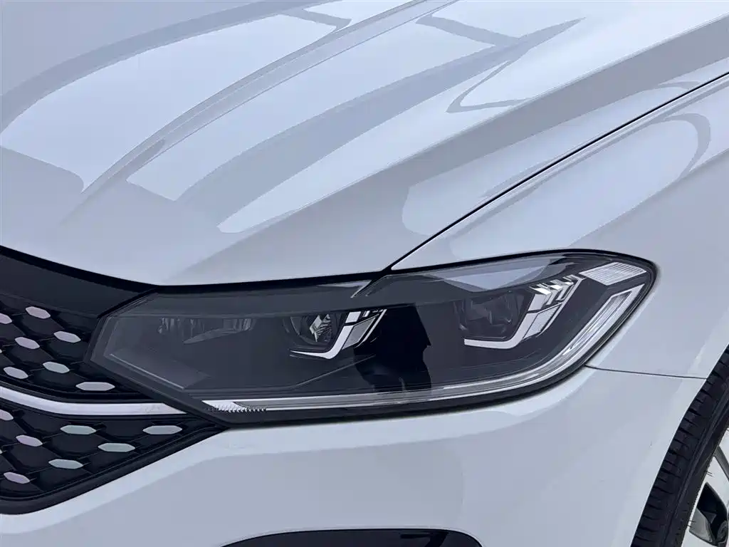 Volkswagen Lavida 2024 Model 300TSI DSG Starlight Leading Edition фото 12