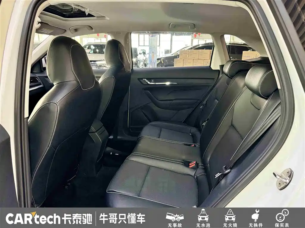 Škoda Kamiq 2021 1.5L Auto Comfort Edition фото 24