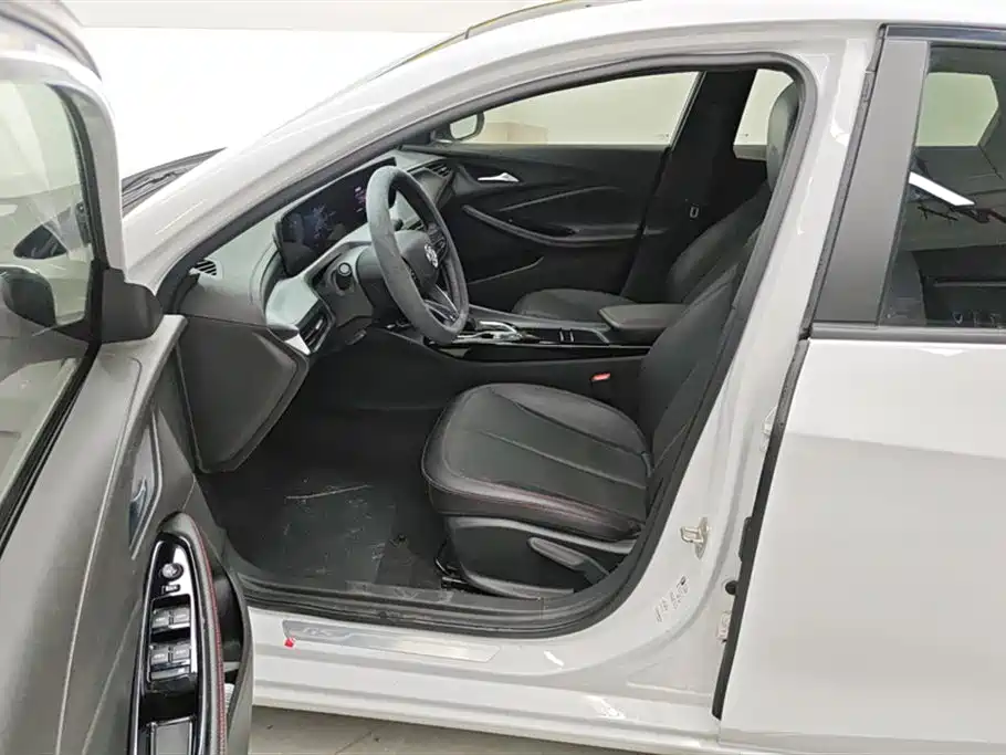 Buick Verano 2023 Pro GS Wind Hunter Edition фото 9