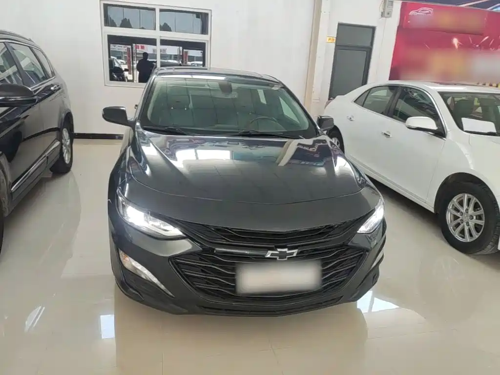 Фото 3 - Chevrolet Malibu XL