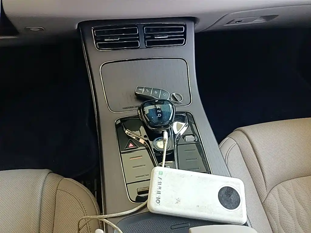 BYD Han 2025 DM-i Smart Driving Edition 125KM LiDAR Flagship фото 10