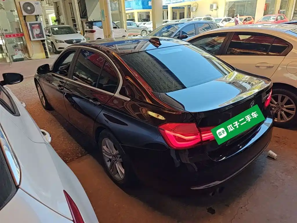 BMW 3 Series 2017 320Li Fashion фото 23