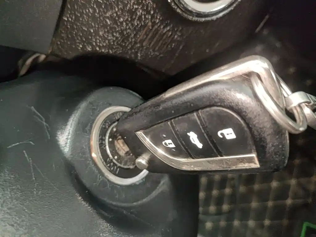 Toyota Corolla 2017 1.2T CVT GL-i фото 9