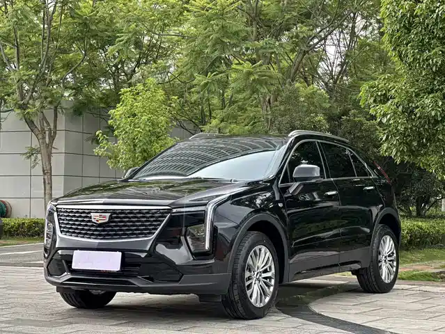  Cadillac Cadillac XT4 2026 Model Luxury Type