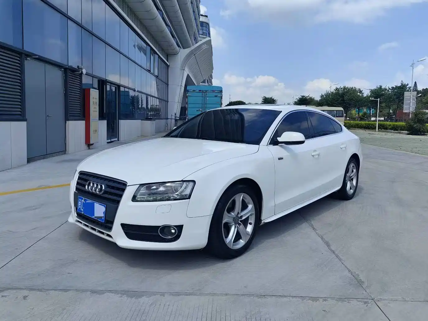 Audi A5 (Import) 2011 2010 2.0TFSI Sportback Luxury