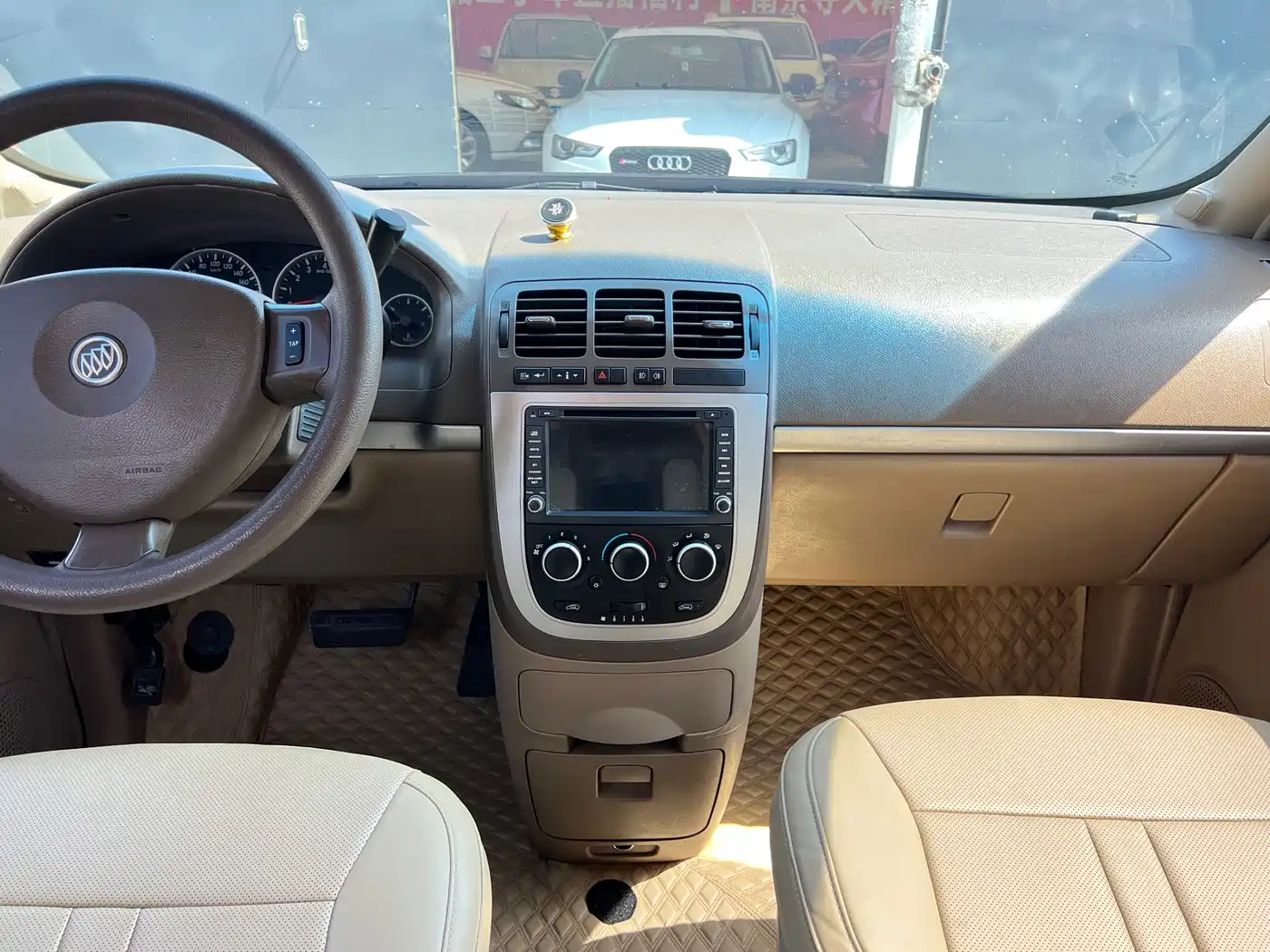Buick GL8 2014 2.4L Executive Edition фото 13
