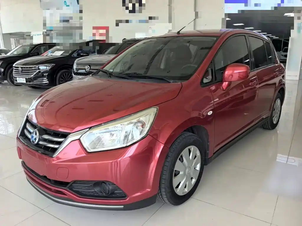 Venucia R50 2016 2016 Model 1.6L Automatic Elite Edition