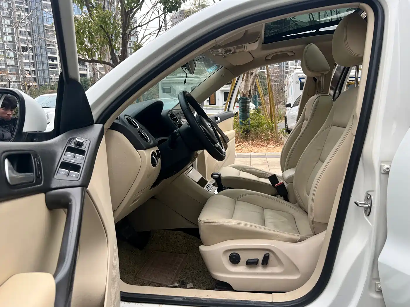 Volkswagen Tiguan 2012 2.0TSI Automatic 4WD Elite Edition фото 21