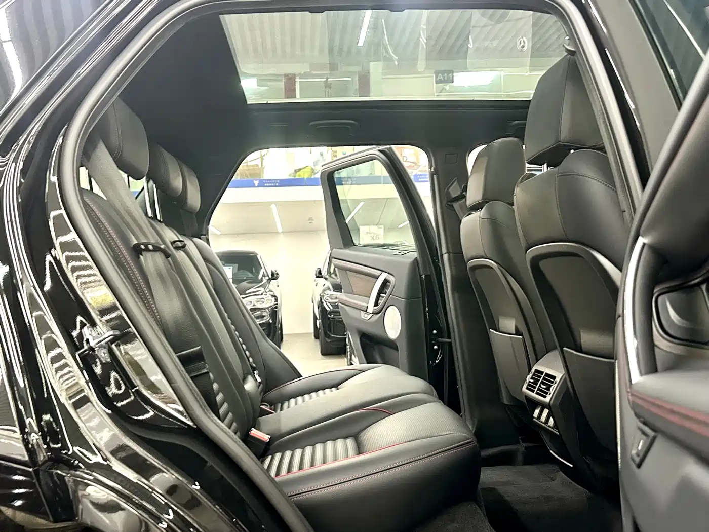 Land Rover Discovery Sport PHEV 2021 P300e Performance Tech Edition фото 23