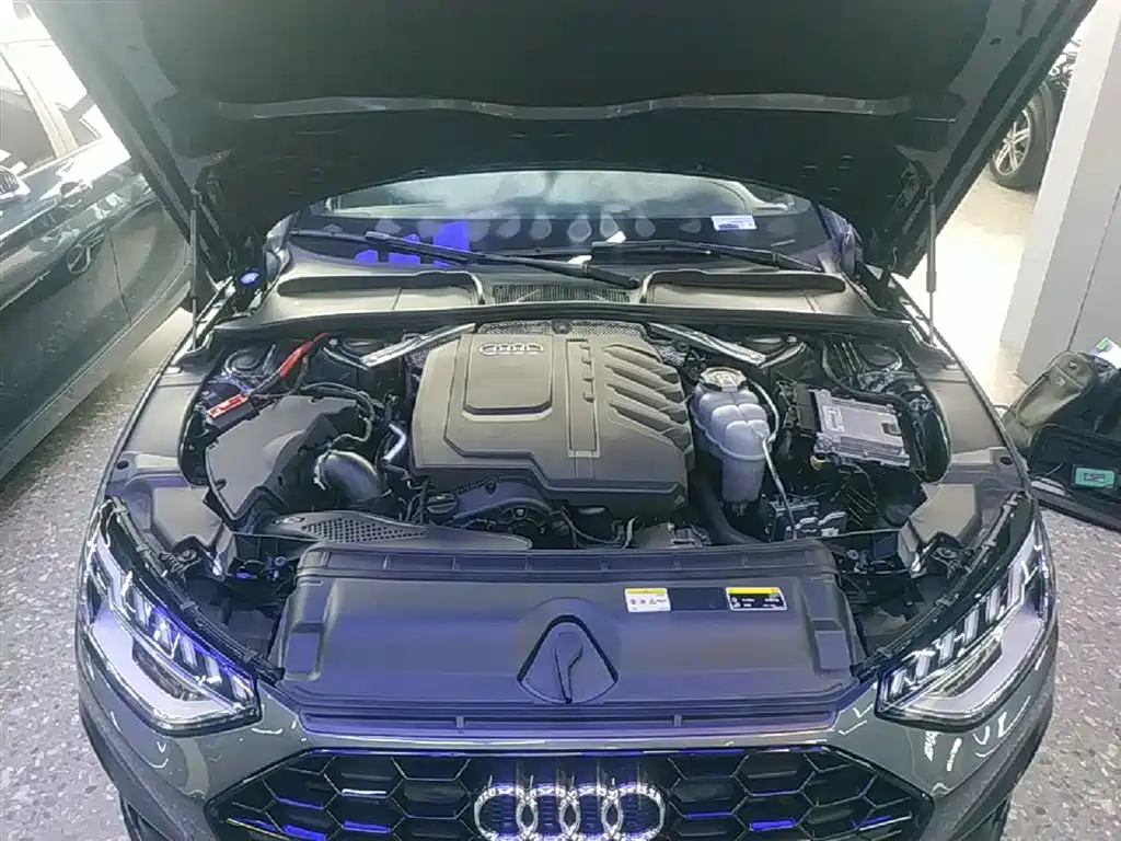 Audi A4L 2024 40 TFSI Luxury Dynamic фото 16