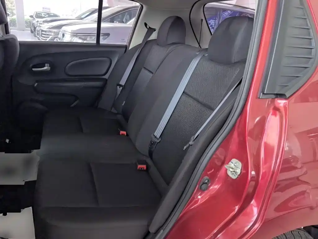 Venucia R50 2016 2016 Model 1.6L Automatic Elite Edition