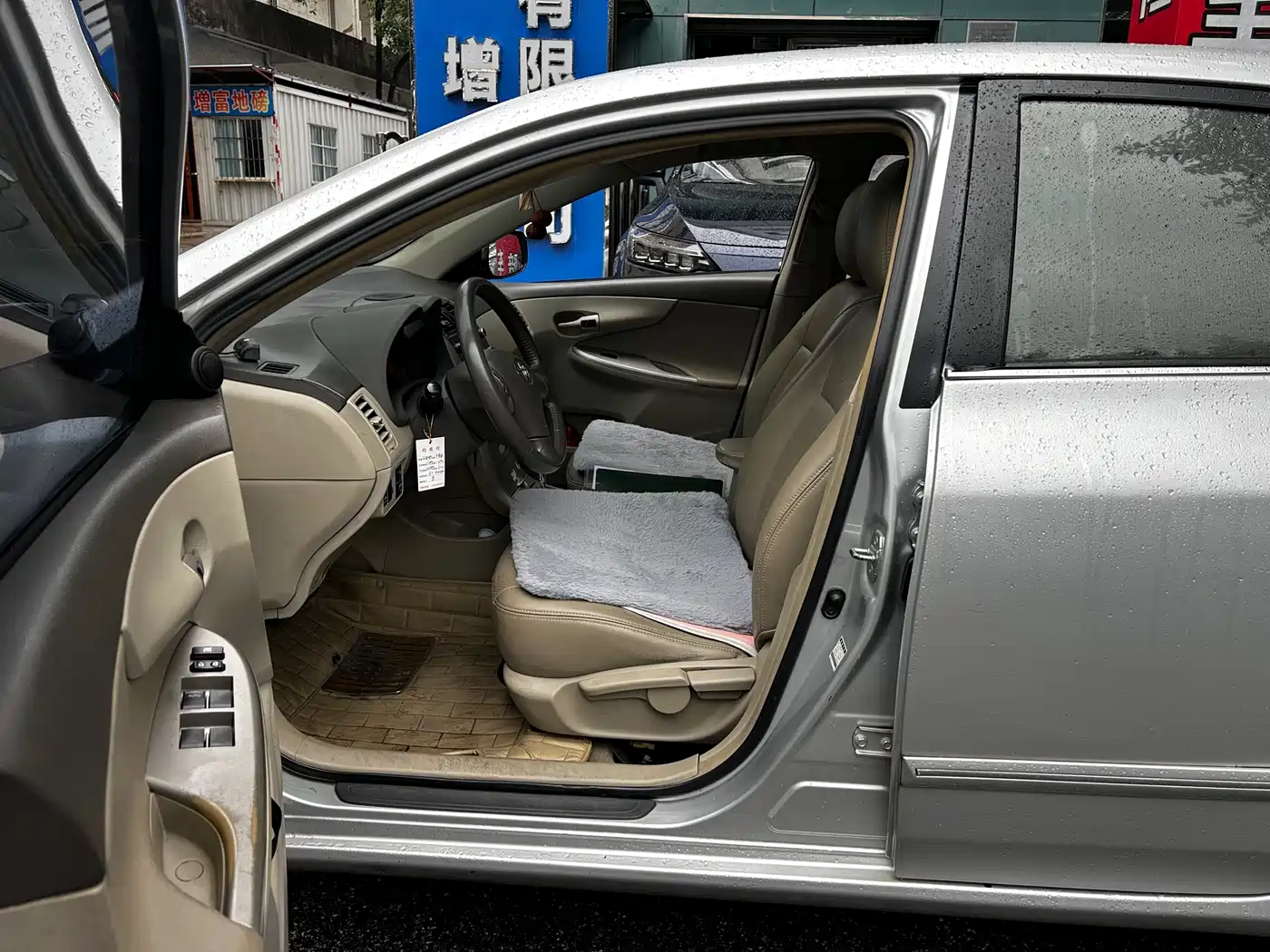 Toyota Corolla 2009 1.8L Automatic GLX-i Special Anniversary Edition фото 5