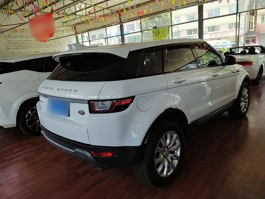 Land Rover Range Rover Evoque 2018 240PS PURE Trend фото 7