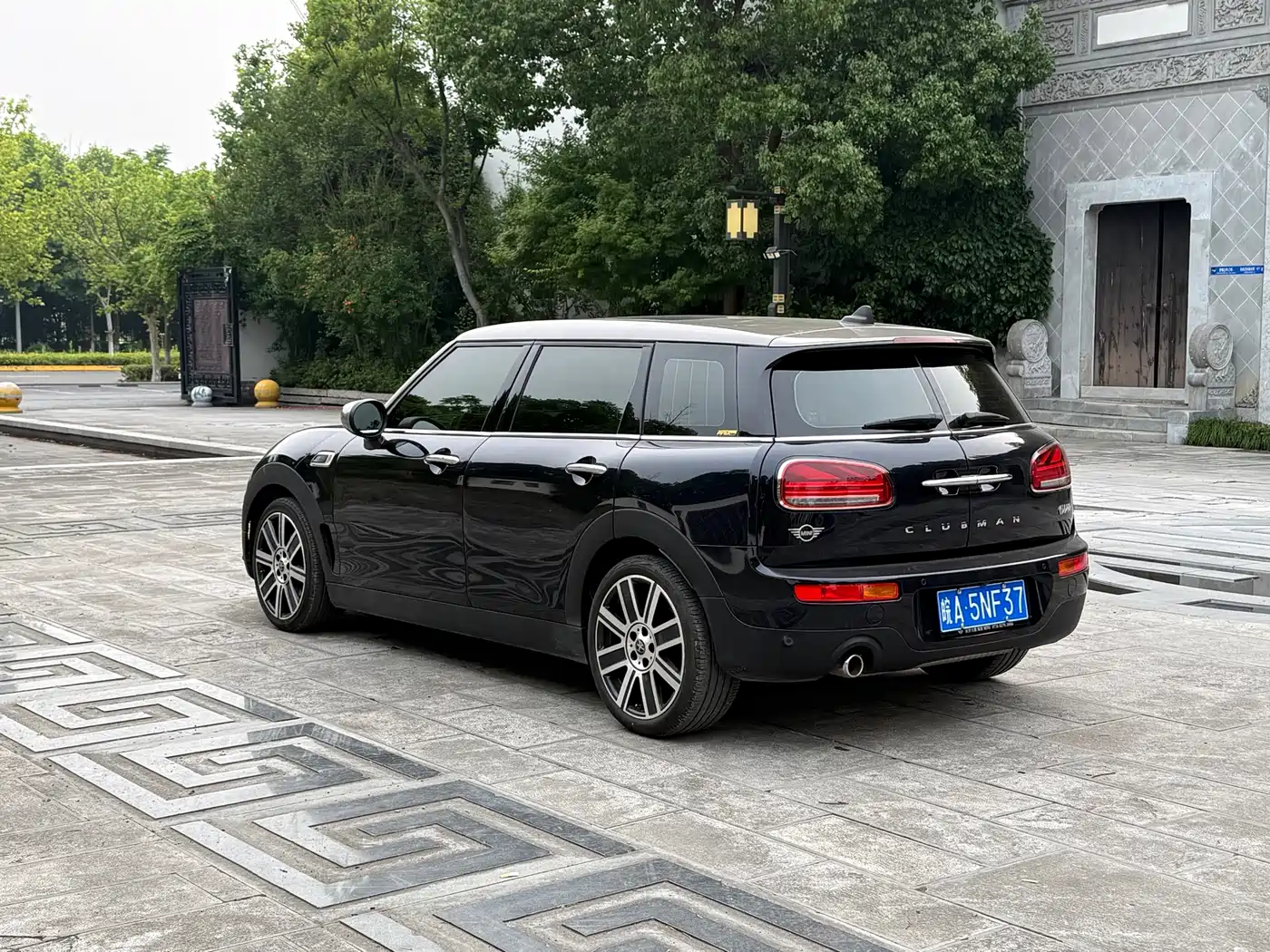 MINI CLUBMAN