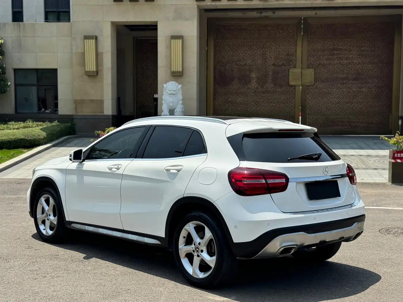 Mercedes-Benz GLA 2017 GLA 200 Dynamic фото 17