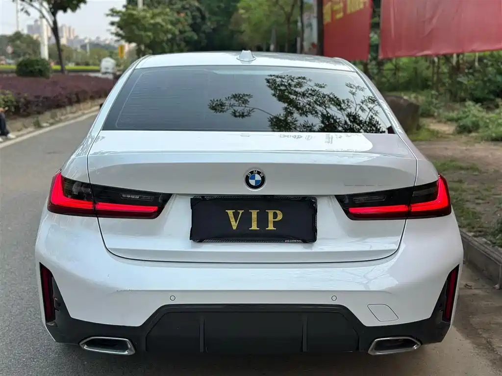 BMW 3 Series 2024 320Li M Sport Package фото 8