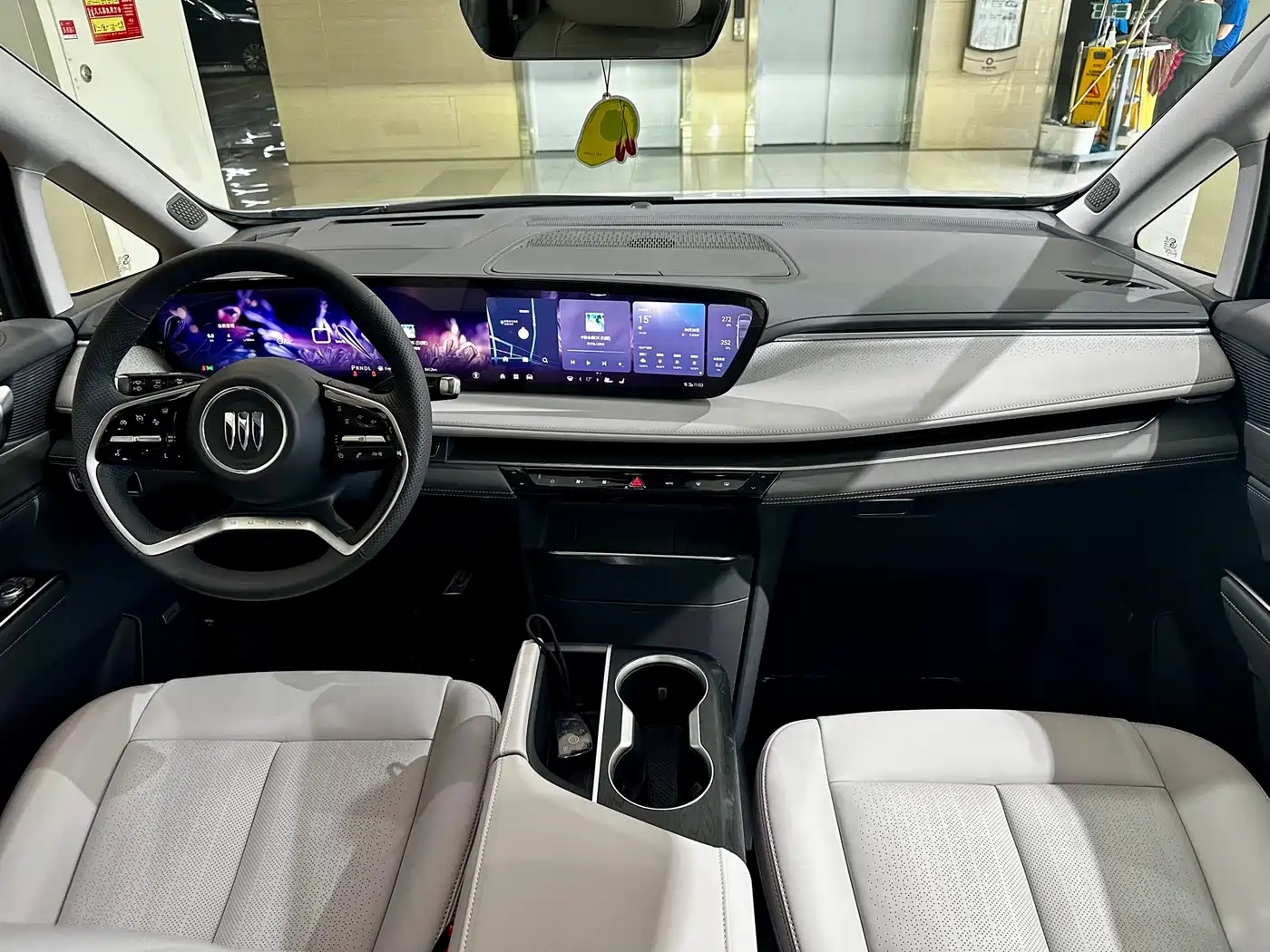 Buick GL8 2025 Land Honor Premium Edition фото 15