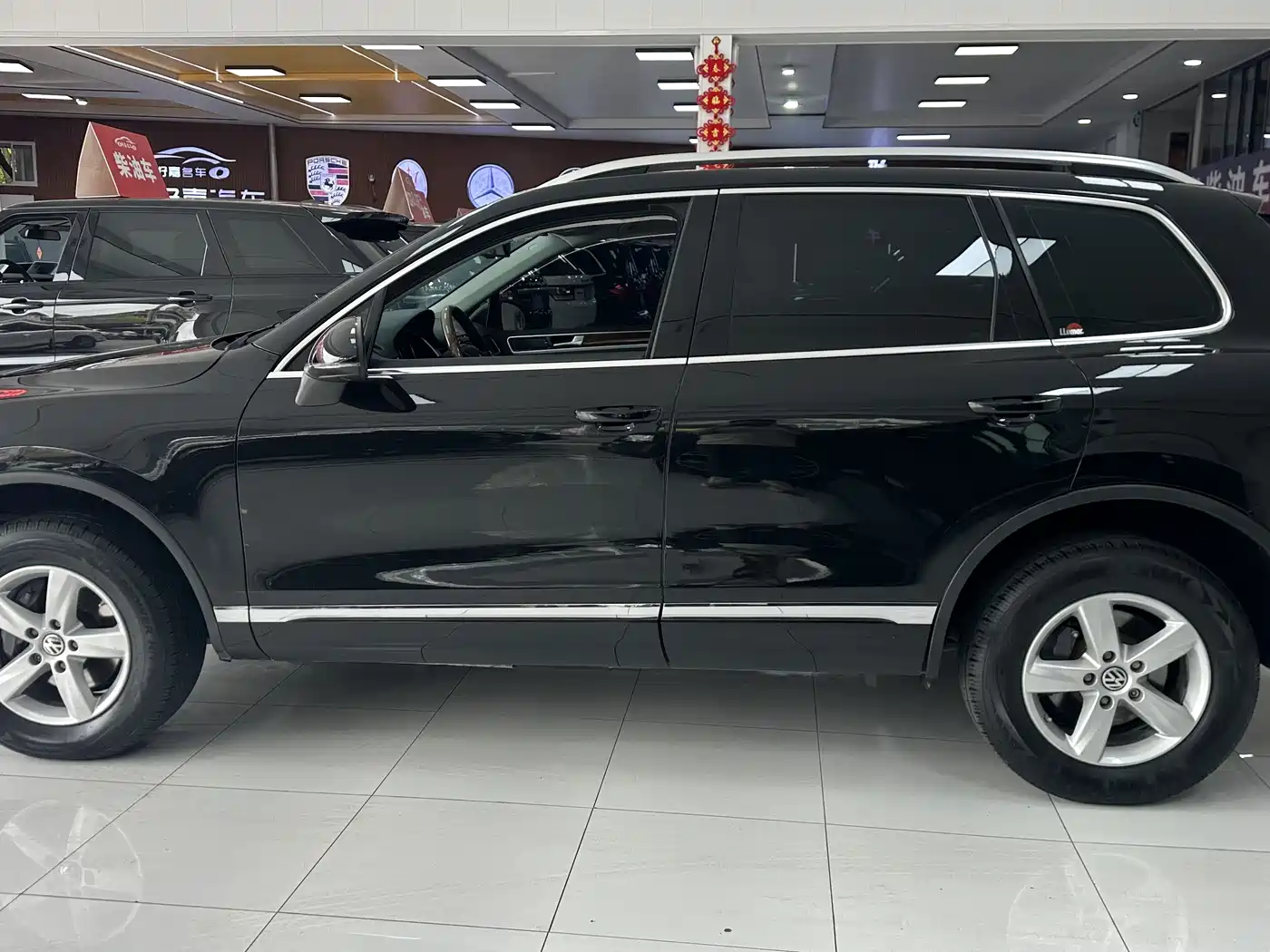 Volkswagen Touareg 2011 3.0TDI Diesel Comfort фото 17