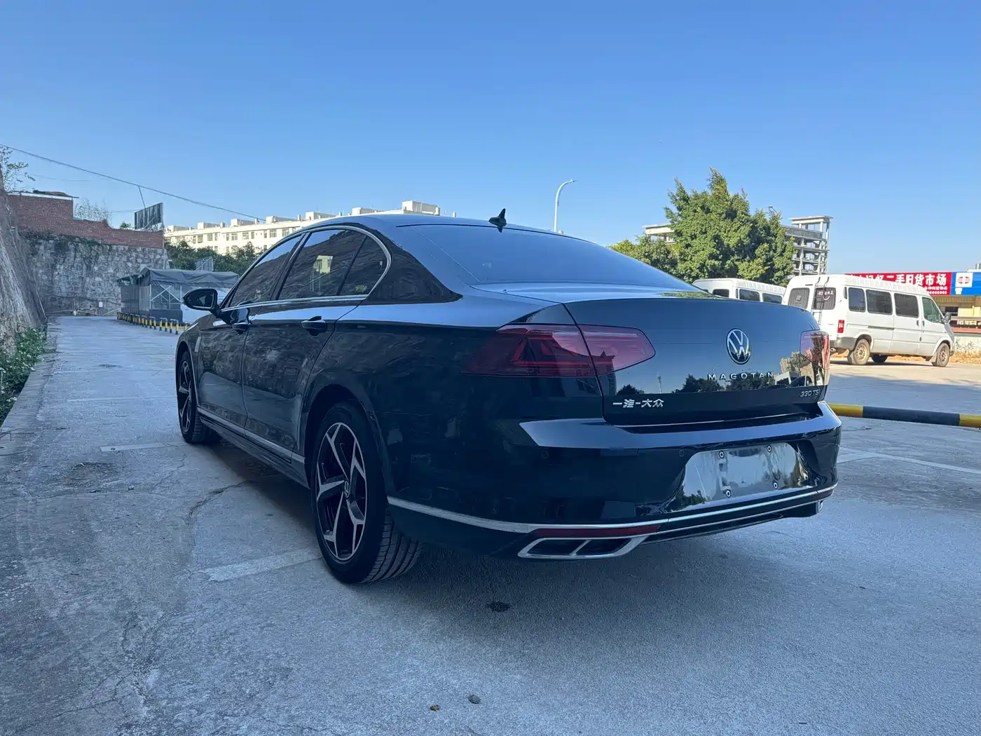 Volkswagen Magotan 2023 2 Million Units Anniversary Edition 330TSI DSG Leading Type фото 7