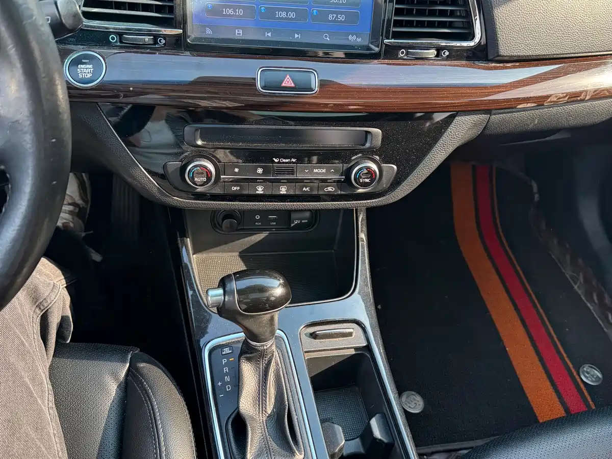 Kia K4 2014 Model 1.8L Automatic LUX фото 13