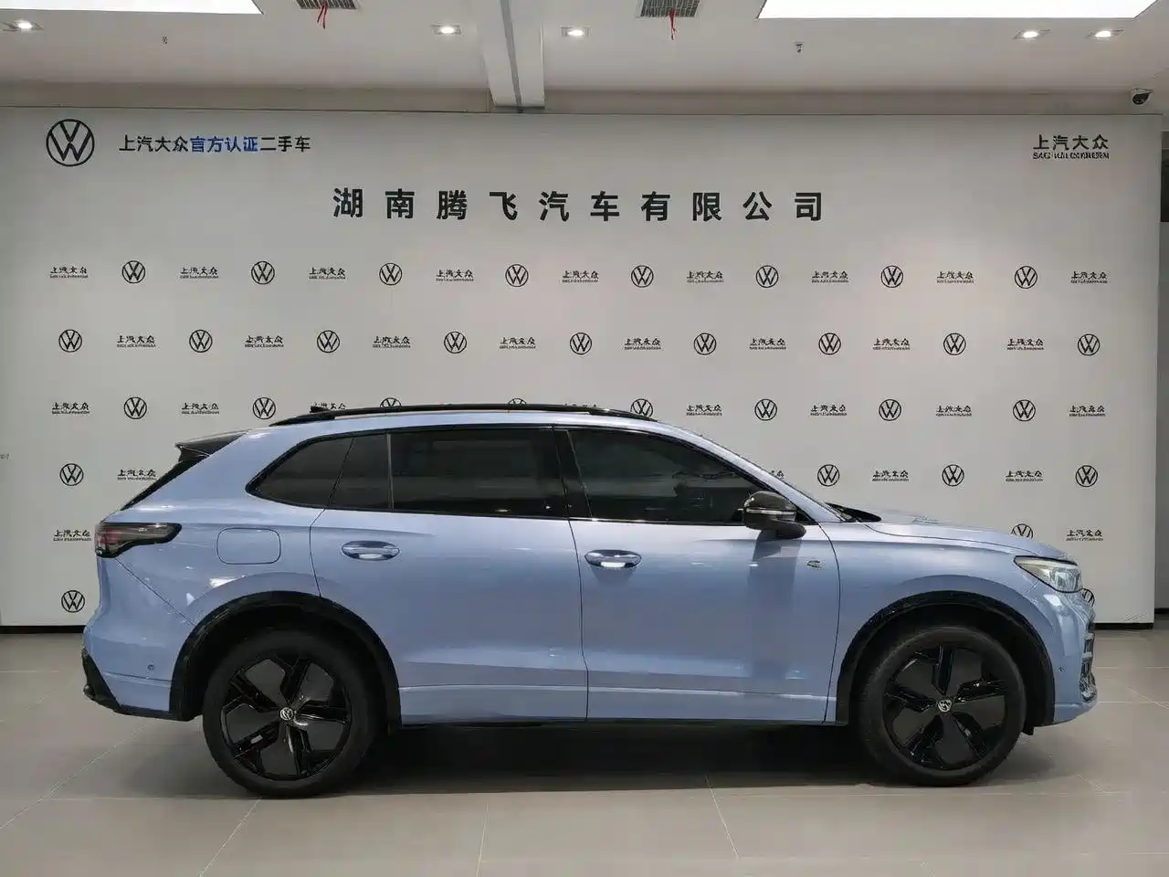 Volkswagen Tiguan L 2024 PRO 380TSI 4WD R-Line Premium Edition фото 2
