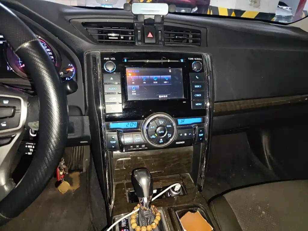Toyota Reiz 2017 2013 2.5V Premium Edition