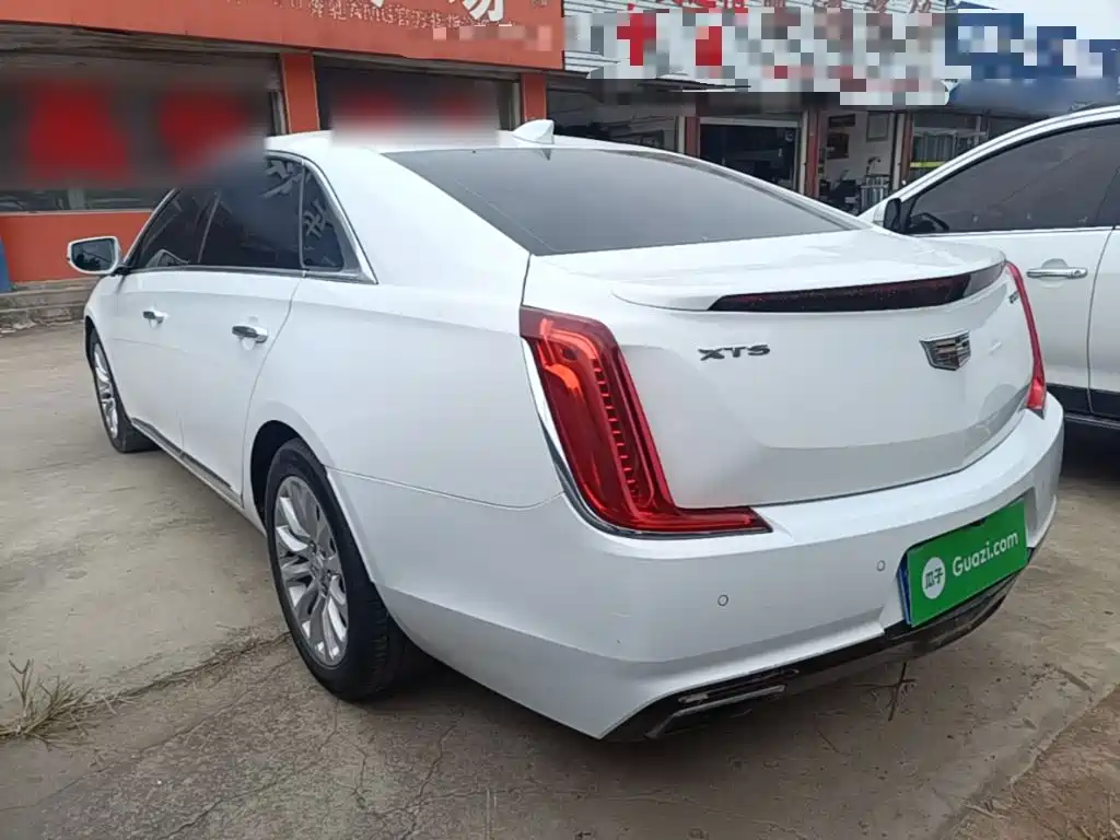 صورة 5 - Cadillac XTS
