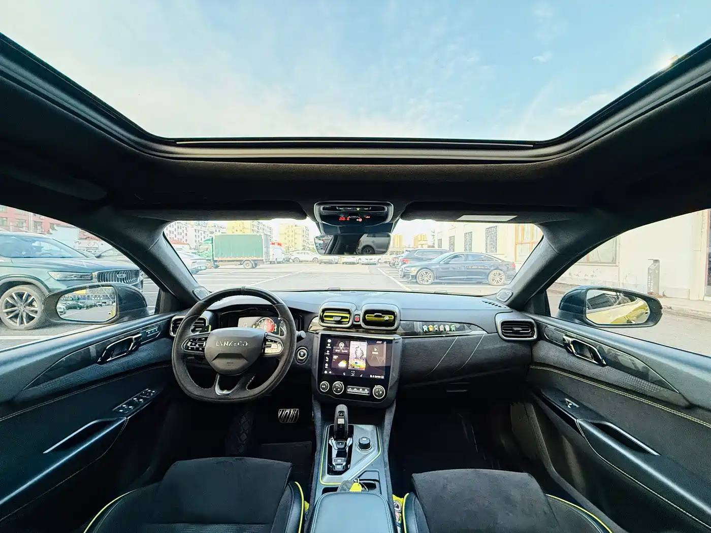 Lynk & Co 03 2021 03+ 2.0TD Auto Wind Rider Edition фото 7