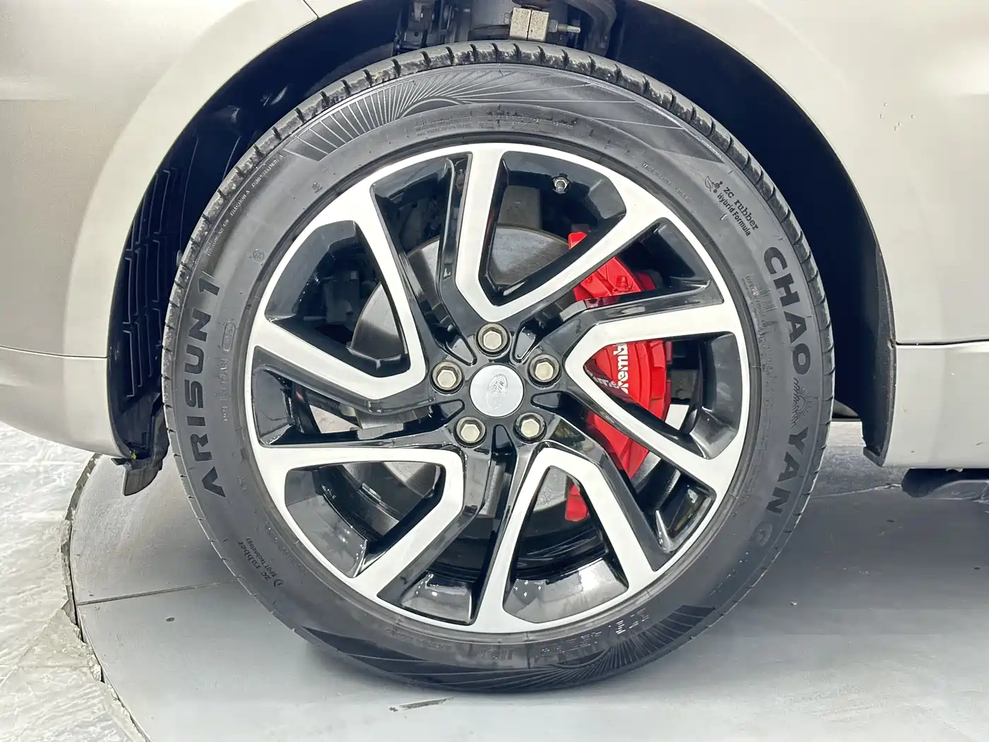 Land Rover Range Rover Sport 2020 3.0 L6 SE фото 24