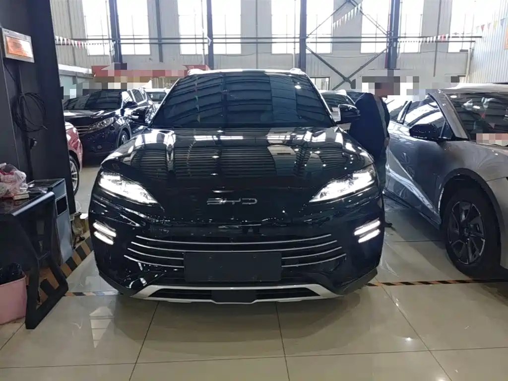 BYD Song PLUS PHEV 2023 Champion Edition DM-i 110KM Flagship фото 3