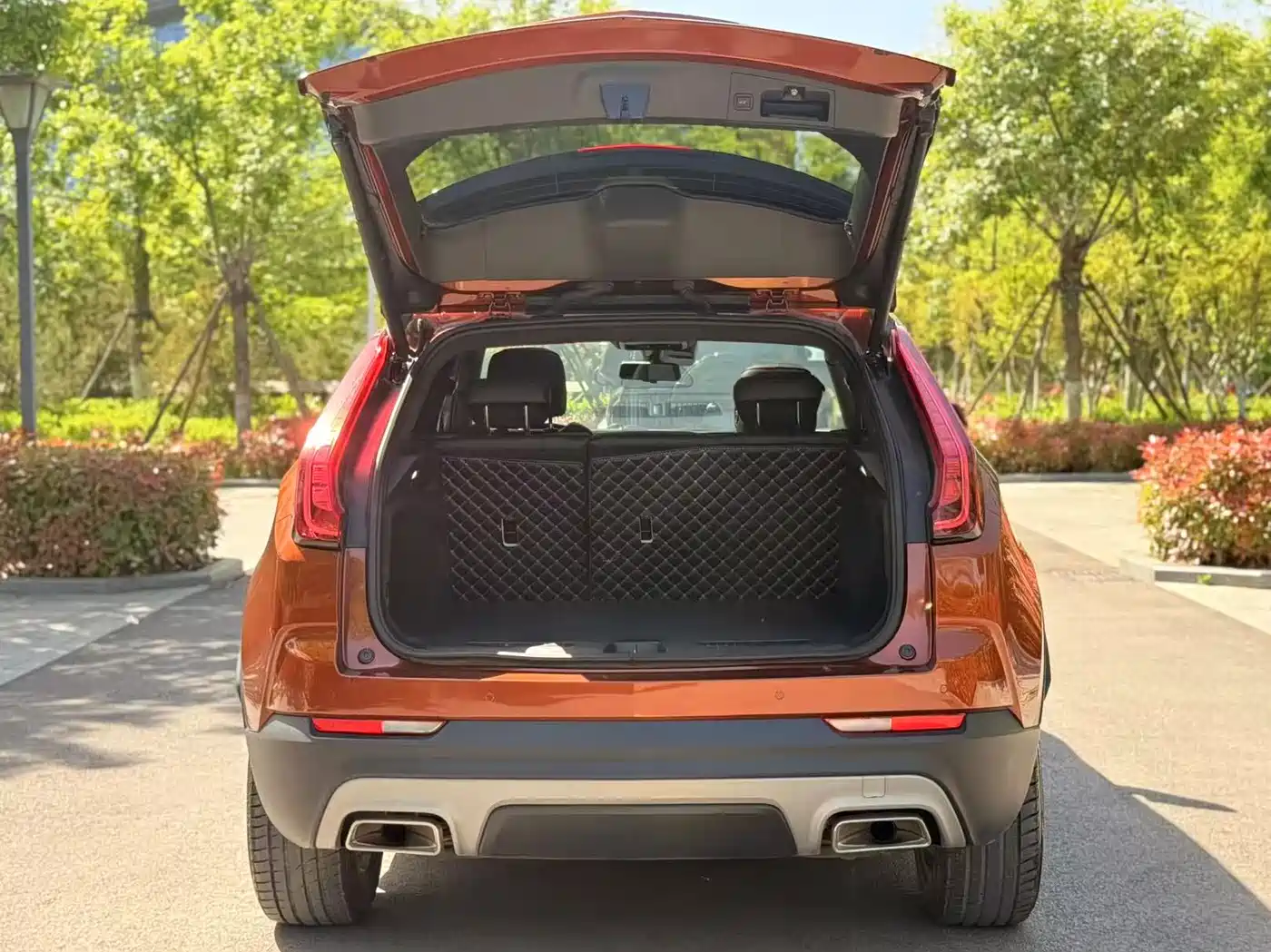 Cadillac XT4 2018 Model 28T 4WD Leading фото 13