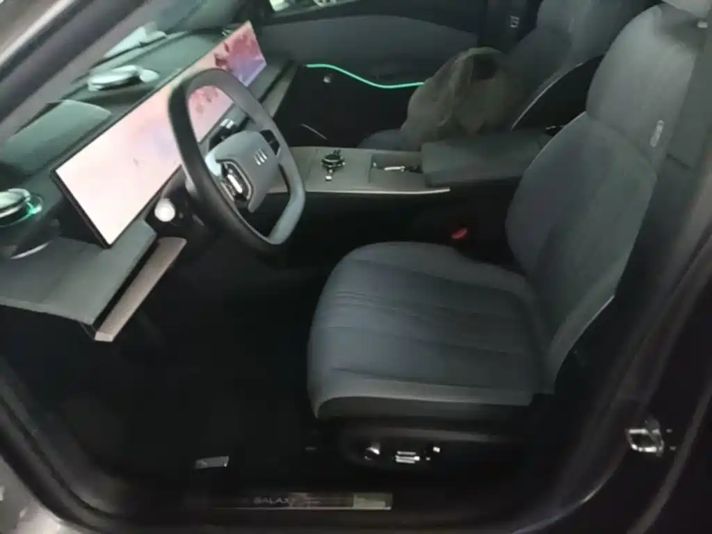 Geely Galaxy Galaxy E8 2024 2024 550km RWD MAX