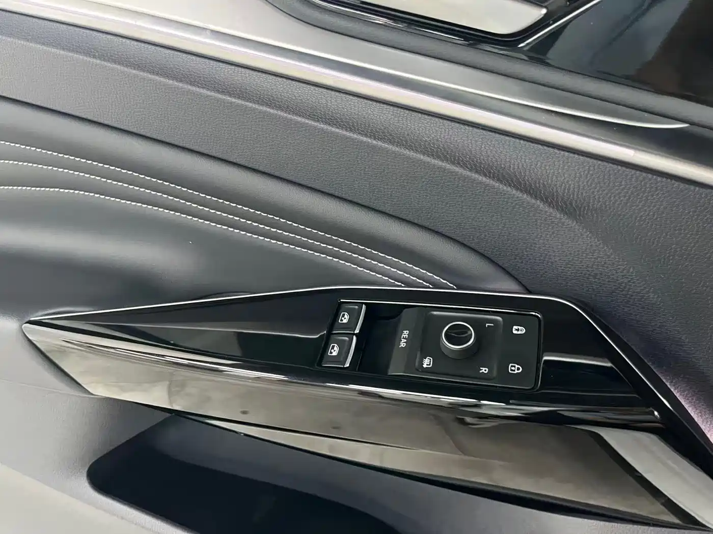 Volkswagen ID.4 CROZZ 2025 2025 Pure Enjoyment Edition