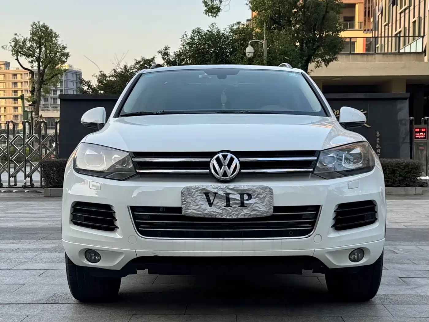 Volkswagen Touareg 2013 3.0TSI X 10th Anniversary Limited Edition фото 2