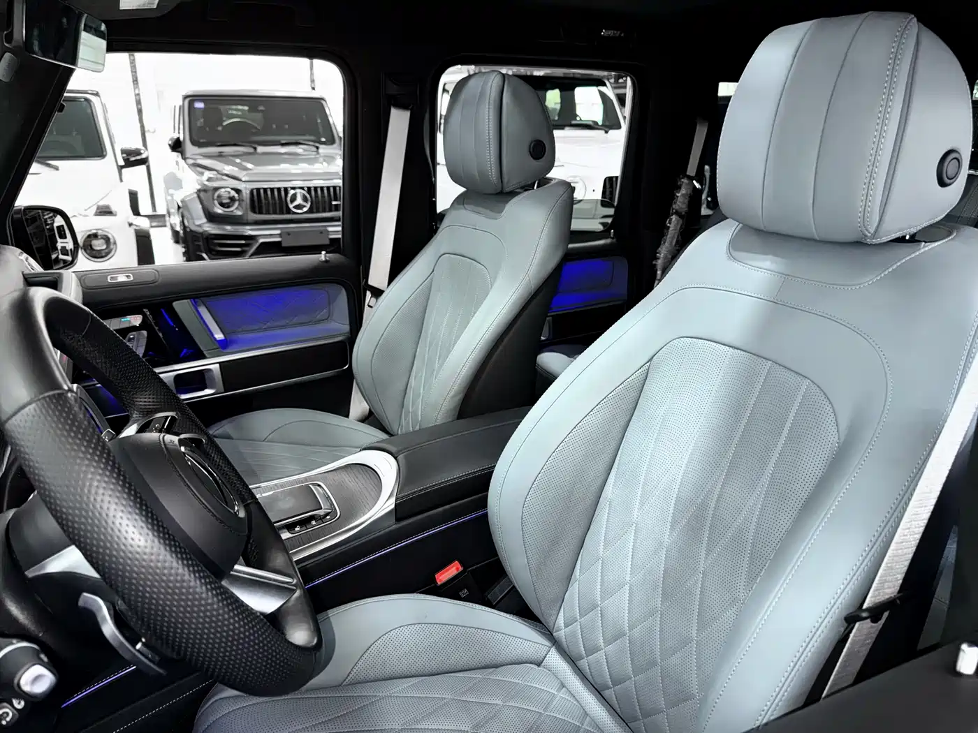 Mercedes-Benz G-Class 2025 G 500 фото 9