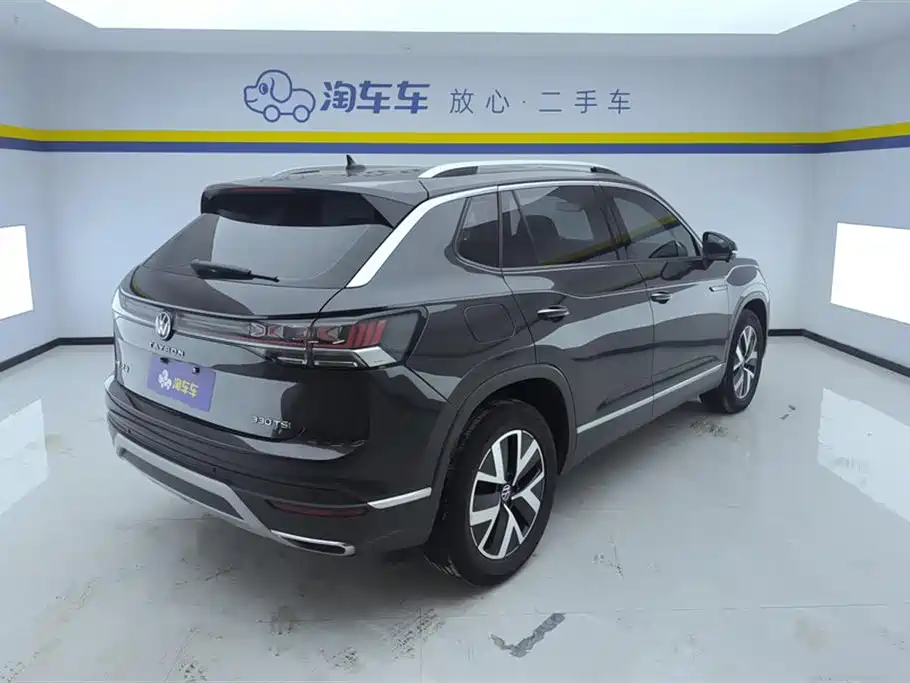 Volkswagen Tayron 2023 330TSI 2WD Luxury Plus Advanced Edition фото 3