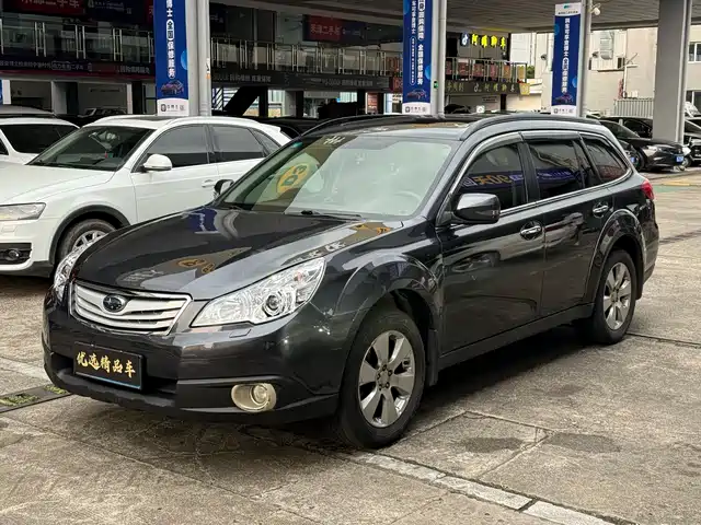  Subaru Outback 2010 2.5i Luxury