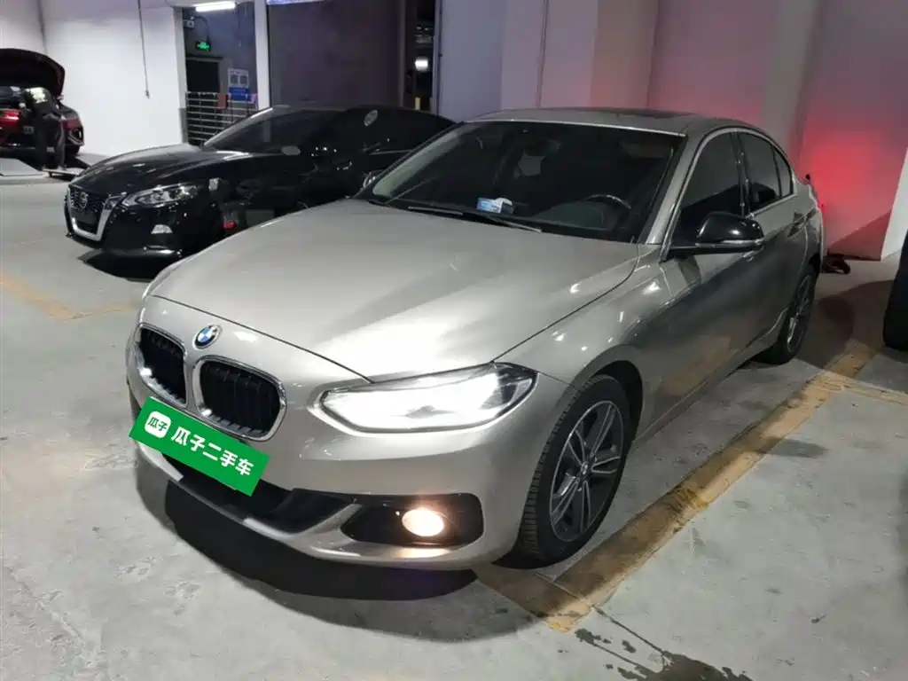 BMW 1 Series 2018 118i Sport Edition