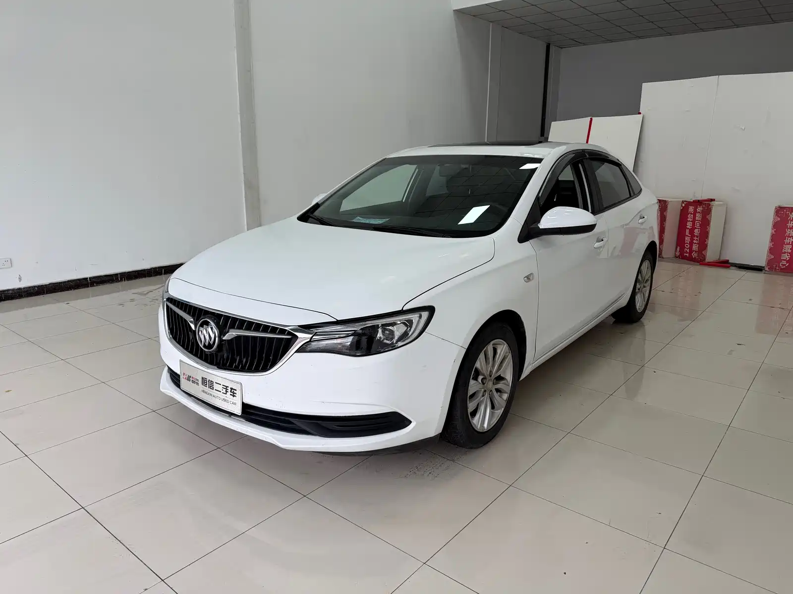 Фото 1 - Buick Excelle