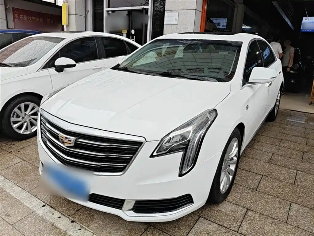 Cadillac XTS 2018 28T Technology фото 2