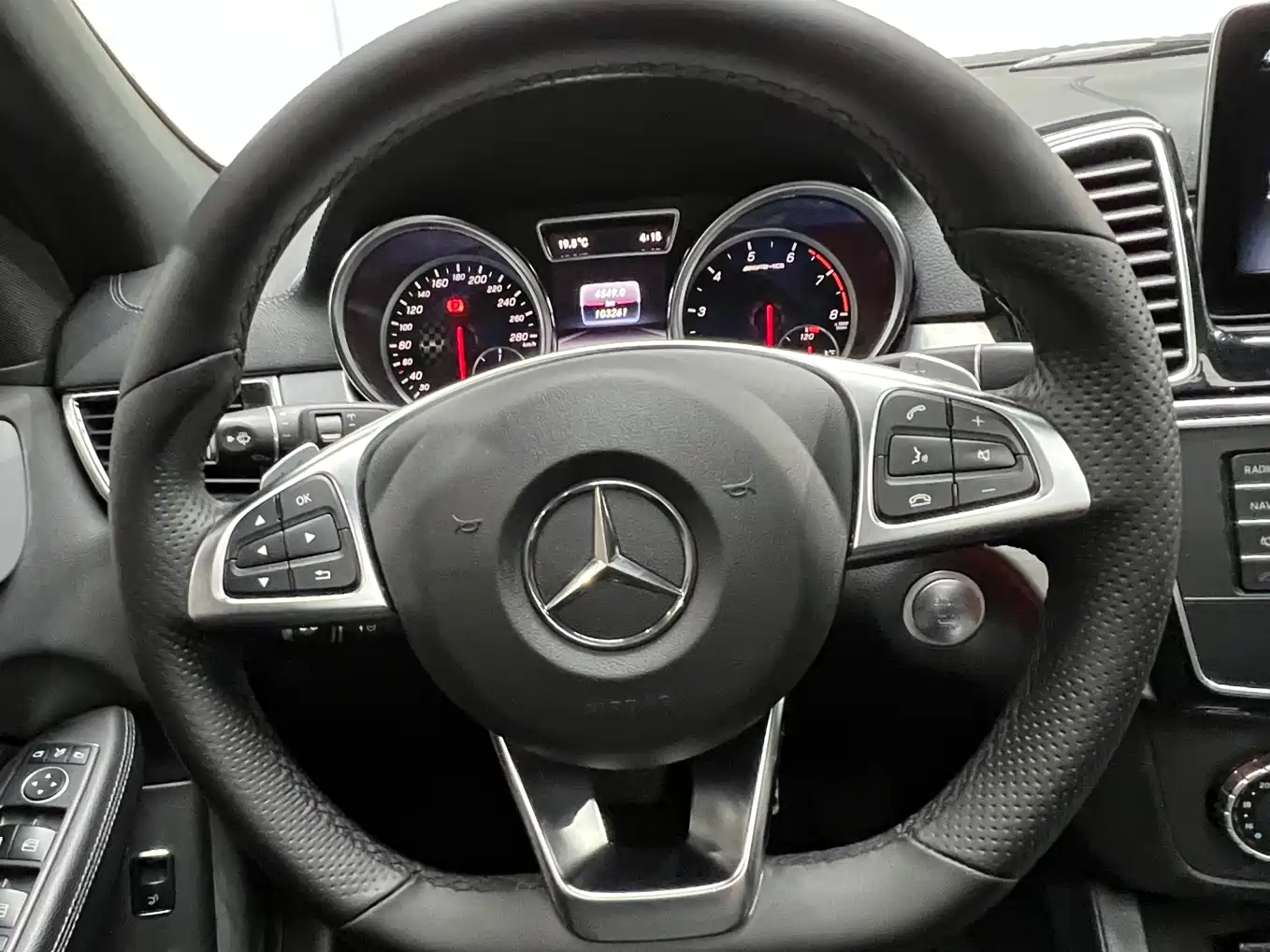 Mercedes-Benz GLE AMG 2017 AMG GLE 43 4MATIC фото 13