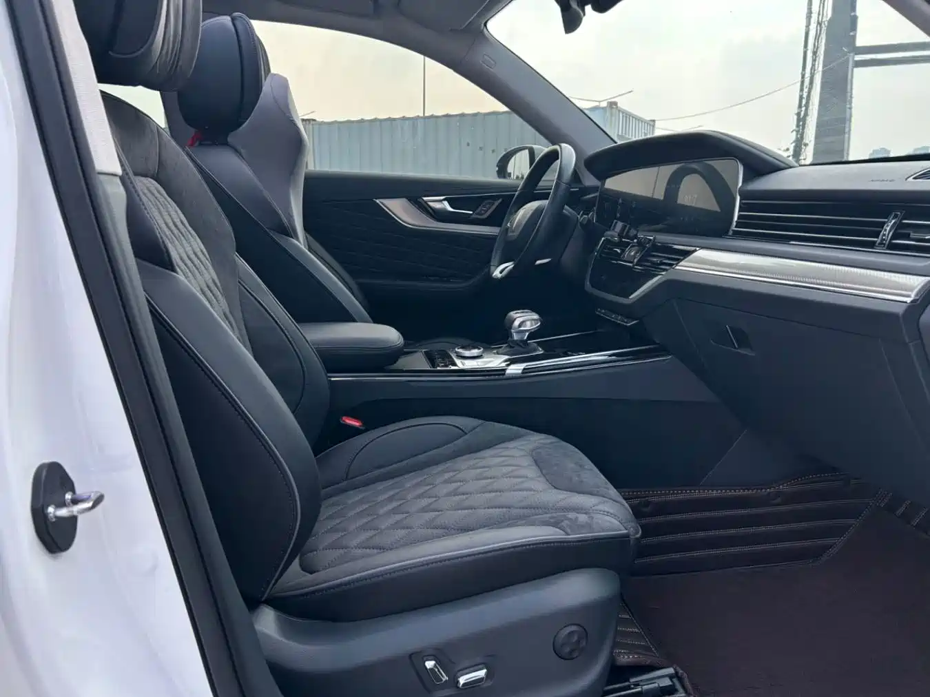 Hongqi HS5 2020 2019 2.0T Smart Connect Enjoy 4WD Edition